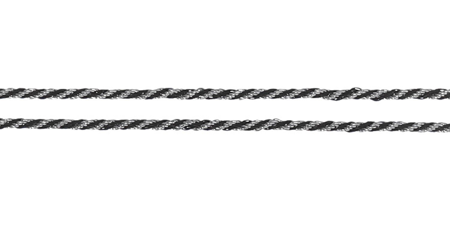 Nahaufnahme von zwei parallel verlaufenden Brillenkettenschnüren. Geflochtenes Muster in Silber und Schwarz.