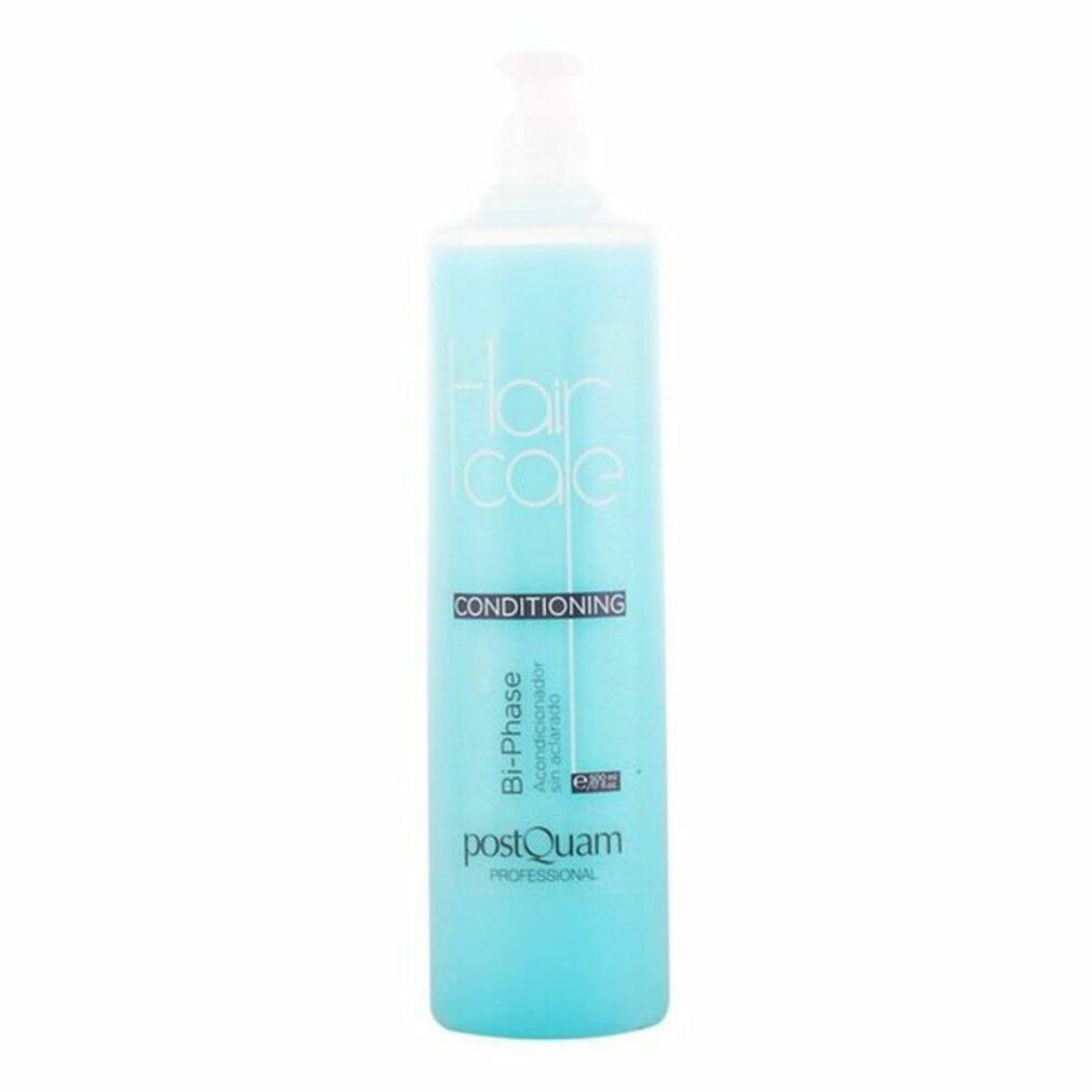 Hohe, blaue Flasche mit weißem Deckel. Aufschrift: Hair Care, Conditioning, Bi-Phase, Postquam Professional.