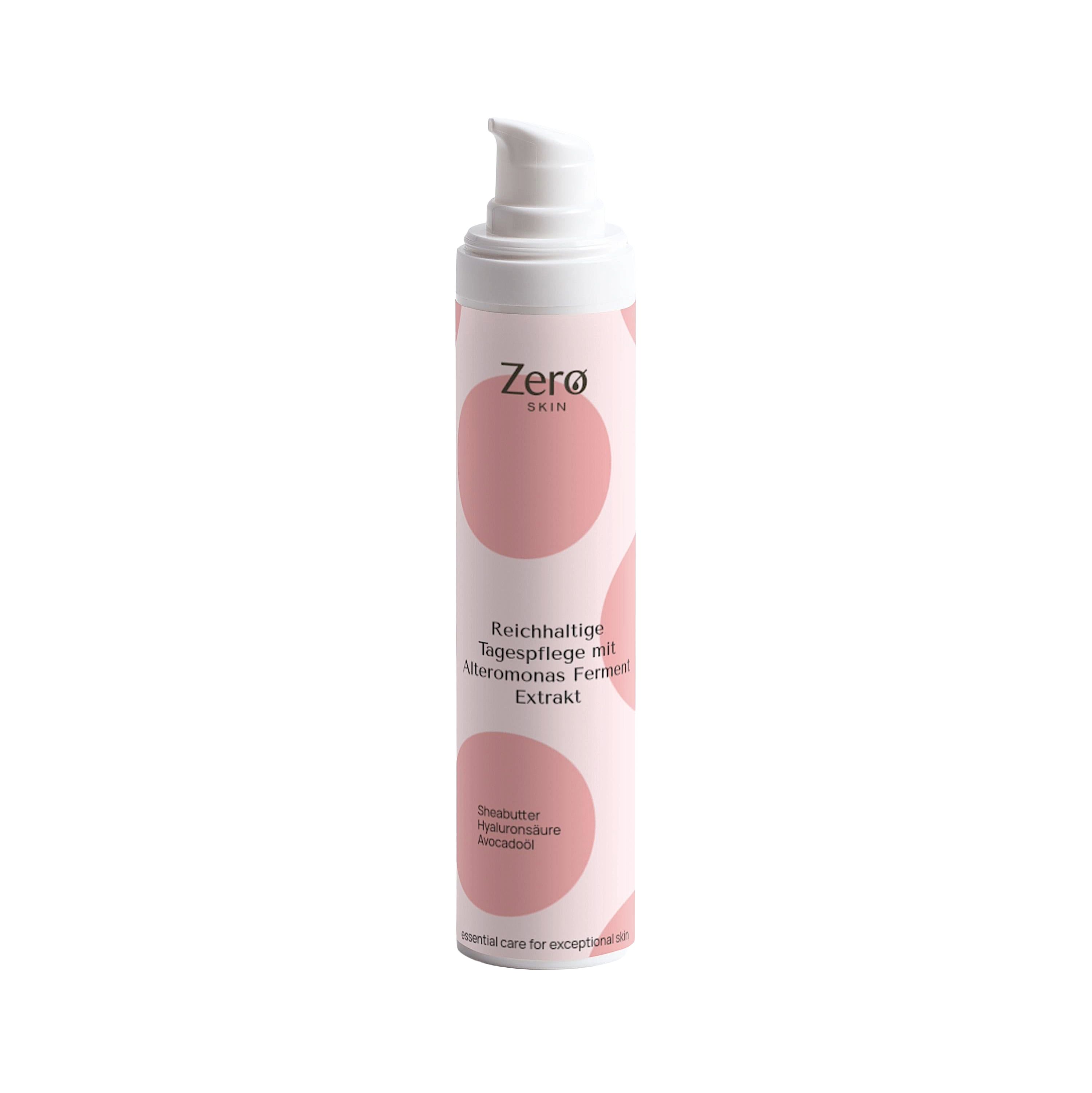 Zero Skin Flasche mit Pumpspender, reichhaltige Tagespflege mit Alteromonas Ferment Extrakt.