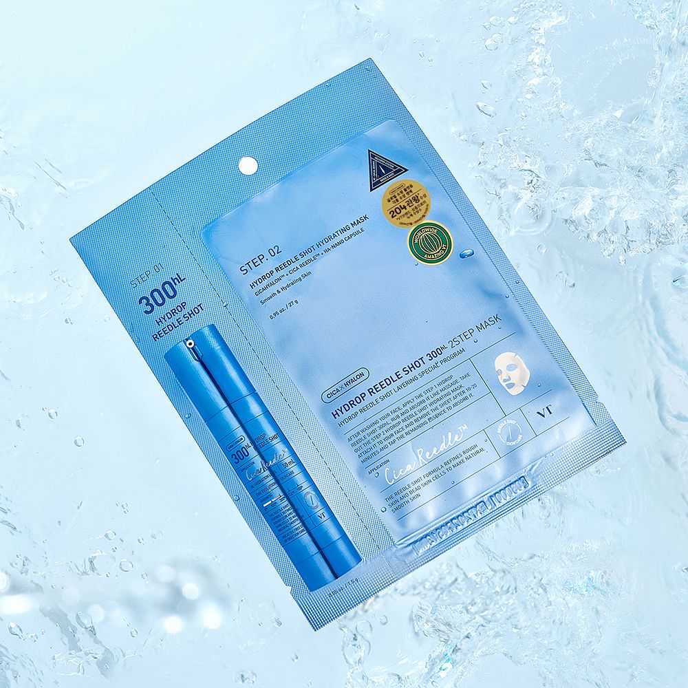 Blaues Produkt-Paket mit zwei Masken und einer blauen Ampulle. Aufschrift: Hydrop Reedle Shot 300hL 2-Stufen-Tuchmaske.