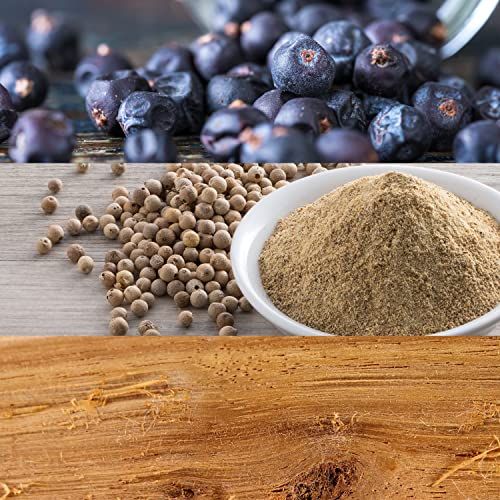 Drei Zutaten: Blaubeeren, Pfefferkörner und Holz. Auf hellem Hintergrund.