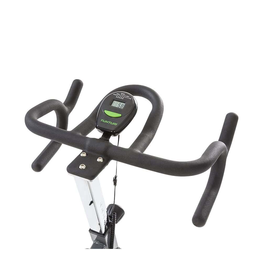 Lenker eines Indoor Cycles mit integriertem Trainingscomputer. Das Tunturi-Logo ist auf dem Computer zu sehen.