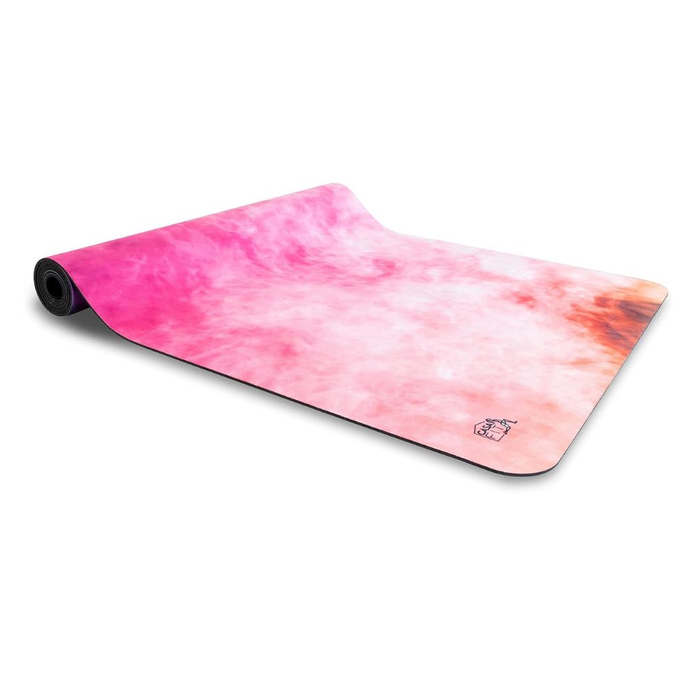 Gerollte Yogamatte mit Farbverlauf. Pink-orange Farbtöne. CASAFIT Logo.