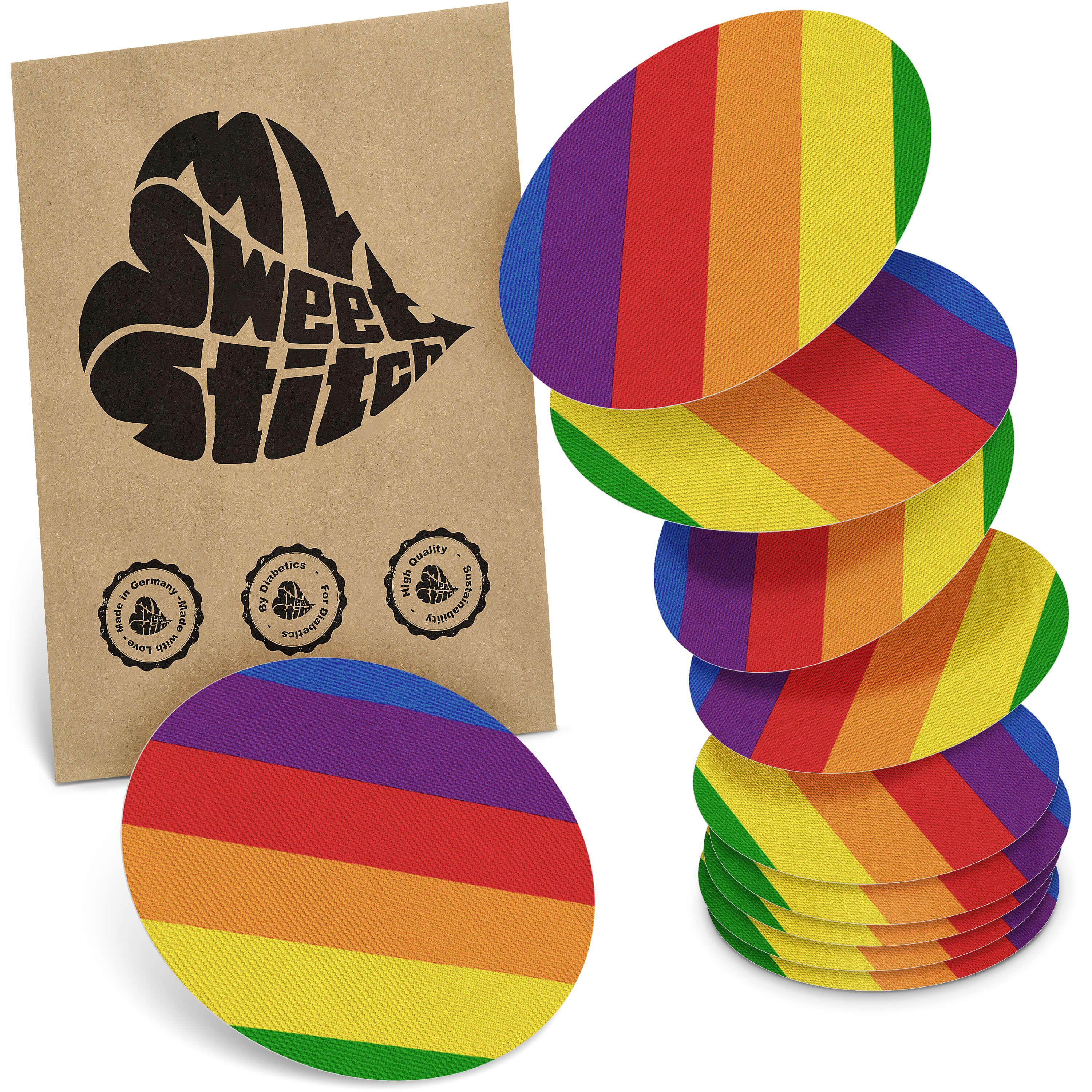Mehrfarbige, ovale Pflaster mit Regenbogenmuster. Braune Verpackung mit Logo und Qualitätssiegeln. Stapel von Pflastern.