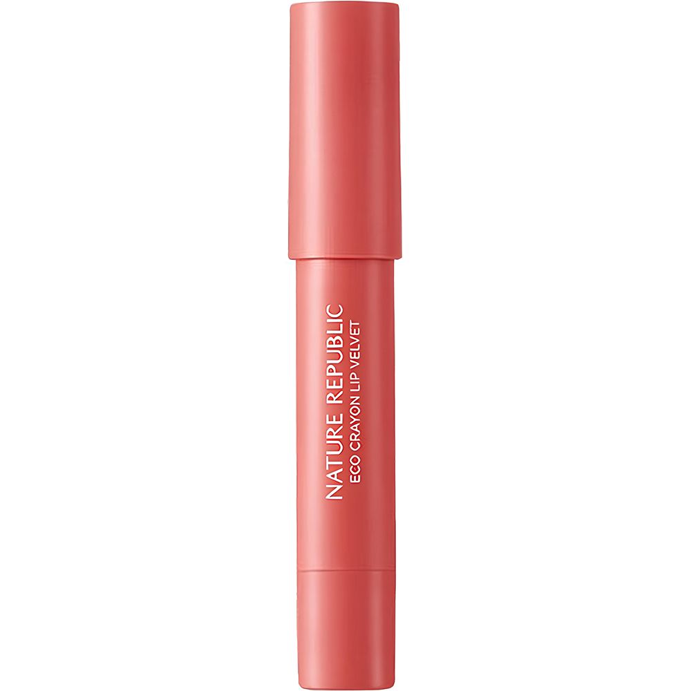 Lippenstift in Stiftform. Rosa Farbton. Aufschrift: NATURE REPUBLIC ECO CRAYON LIP VELVET.