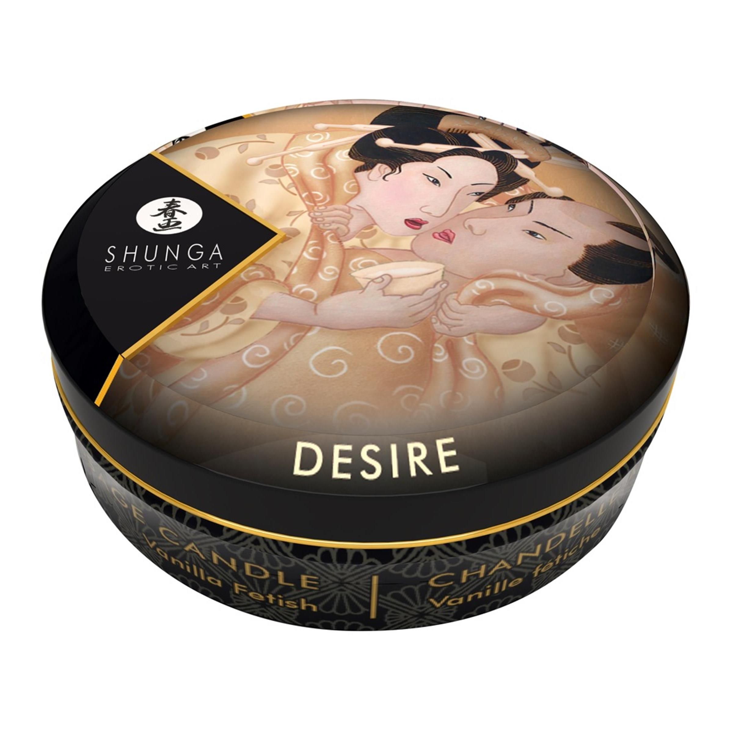 Runde, schwarze Kerze mit Deckel. Auf dem Deckel ist ein erotisches Kunstwerk abgebildet. Aufschrift: Shunga Erotic Art, Desire, Vanilla Fetish.