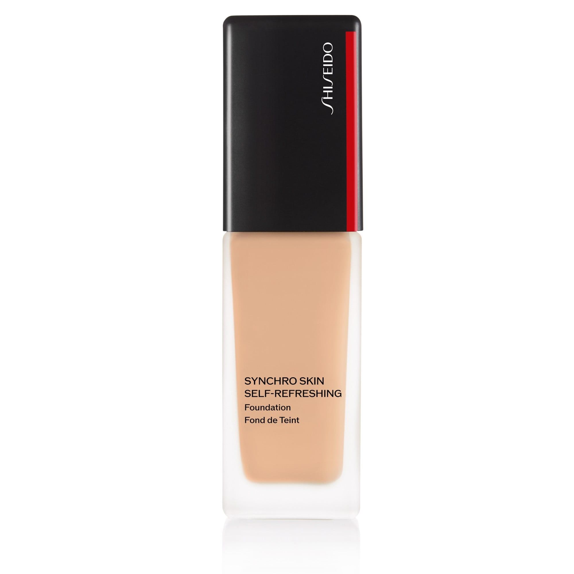 Make-up-Flakon mit schwarzem Deckel und rotem Akzent. Aufschrift 'SYNCHRO SKIN SELF-REFRESHING'.