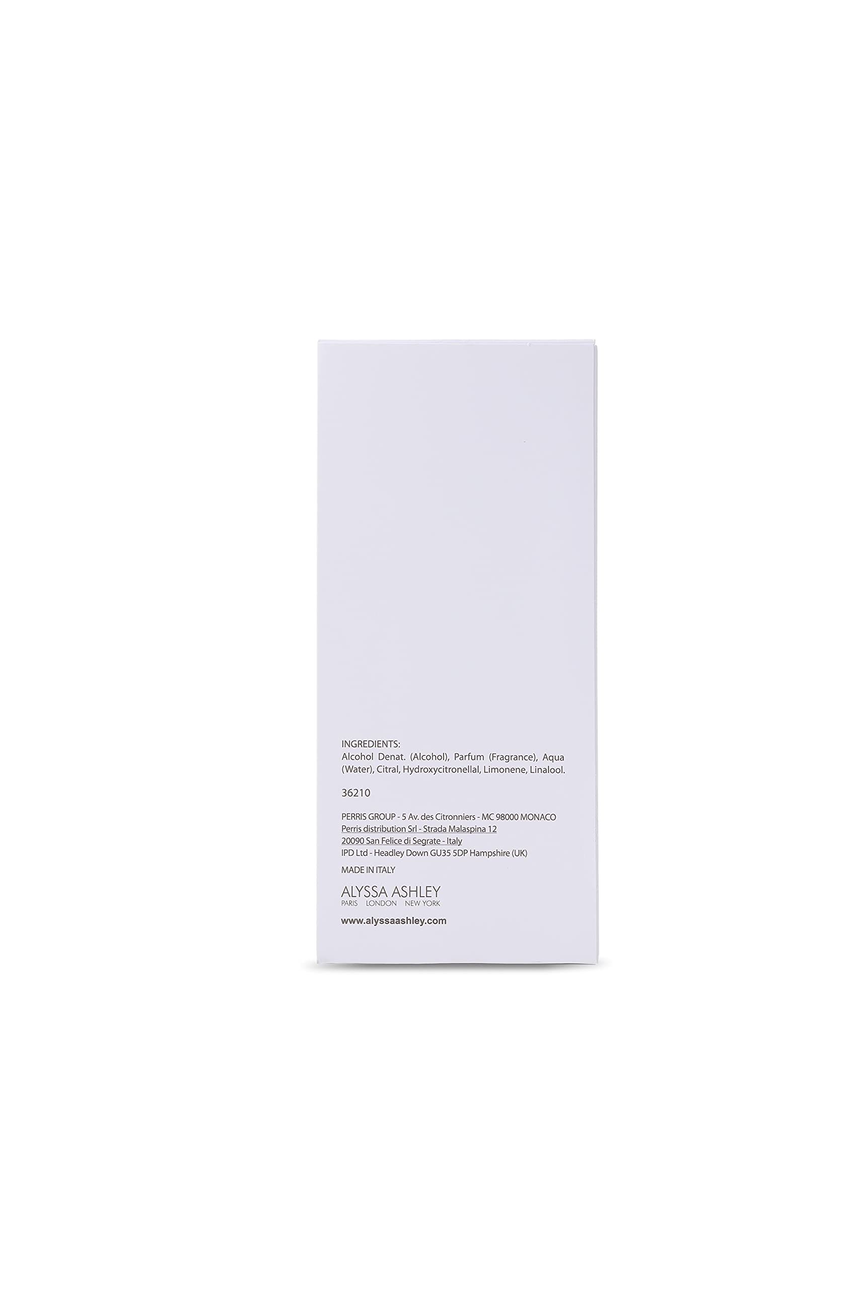 Weiße Verpackung mit Text. Inhaltsstoffe, Herstelleradresse und Markenlogo von Alyssa Ashley sind sichtbar.