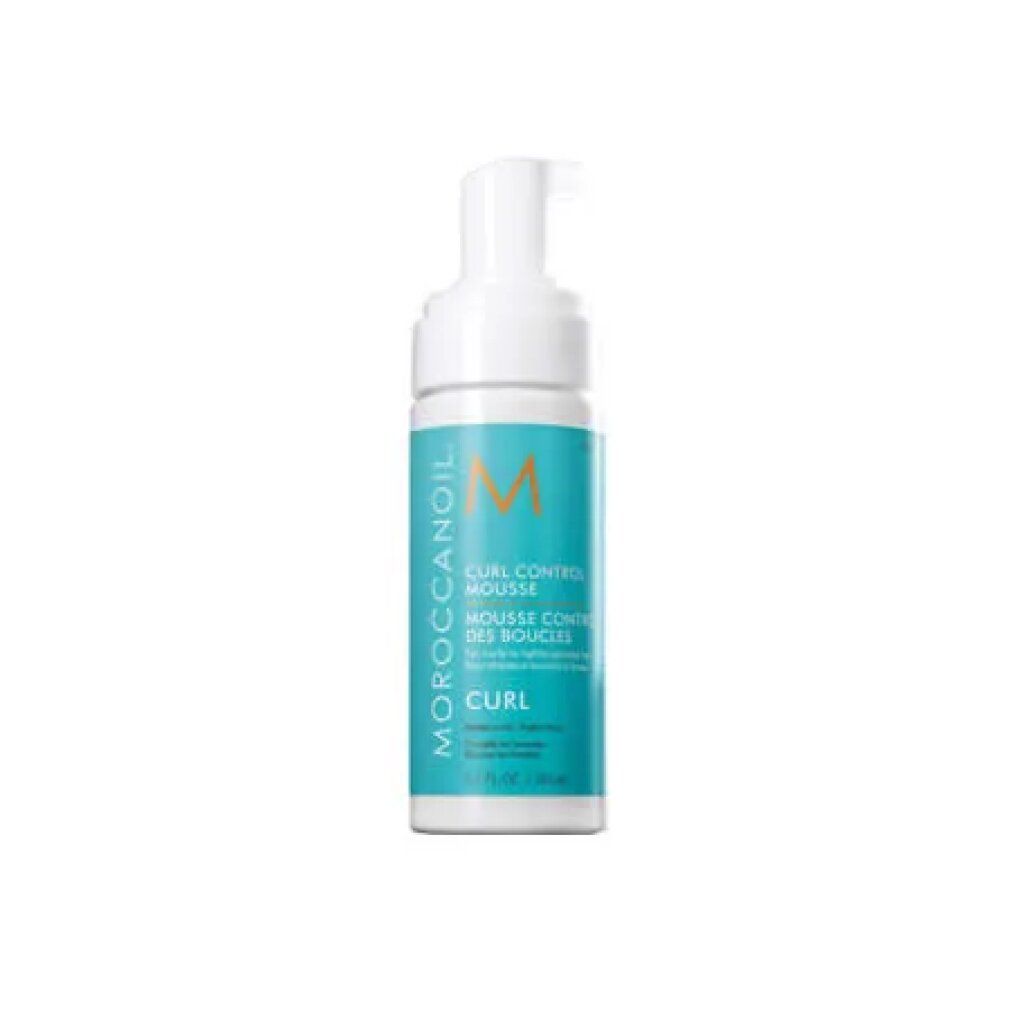 Weiße Flasche mit blauem Etikett. Aufschrift: Moroccanoil Curl Control Mousse. 150 ml.