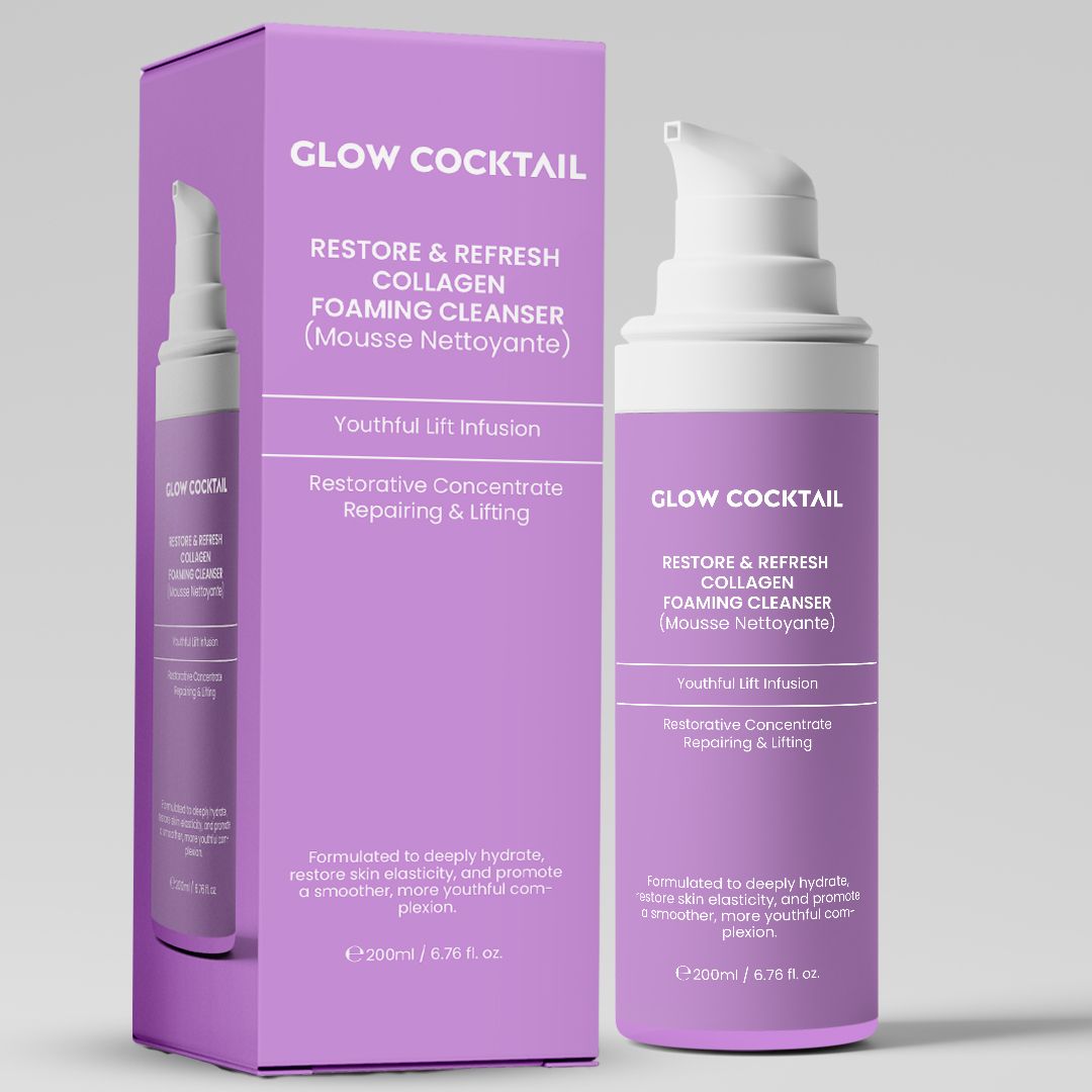 Lila Flasche und Verpackung mit Produktinformationen. Aufschrift: GLOW COCKTAIL, RESTORE & REFRESH COLLAGEN FOAMING CLEANSER.