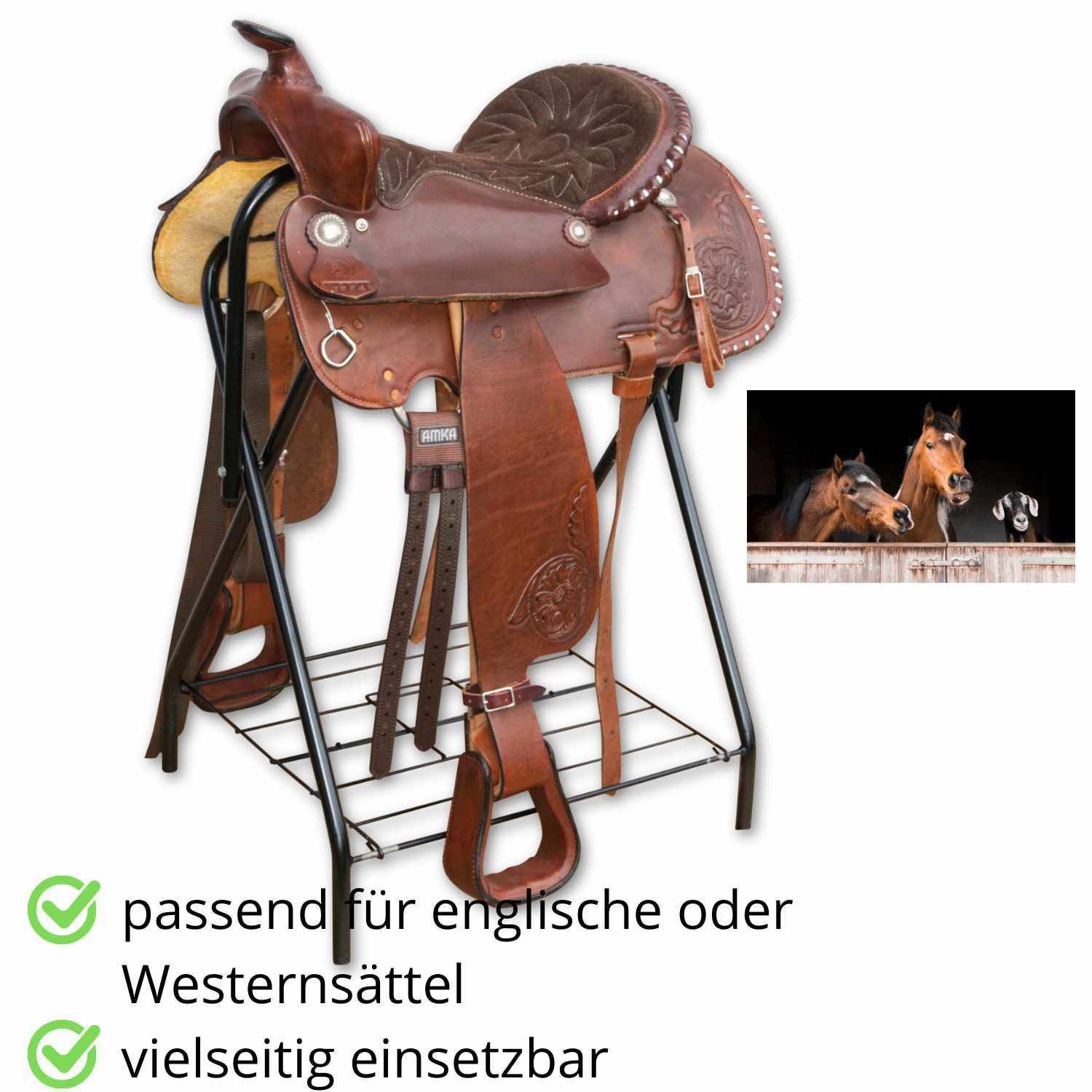 Schwarzer, klappbarer Sattelständer mit Westernsattel. Text: Passend für englische oder Westernsättel, vielseitig einsetzbar.