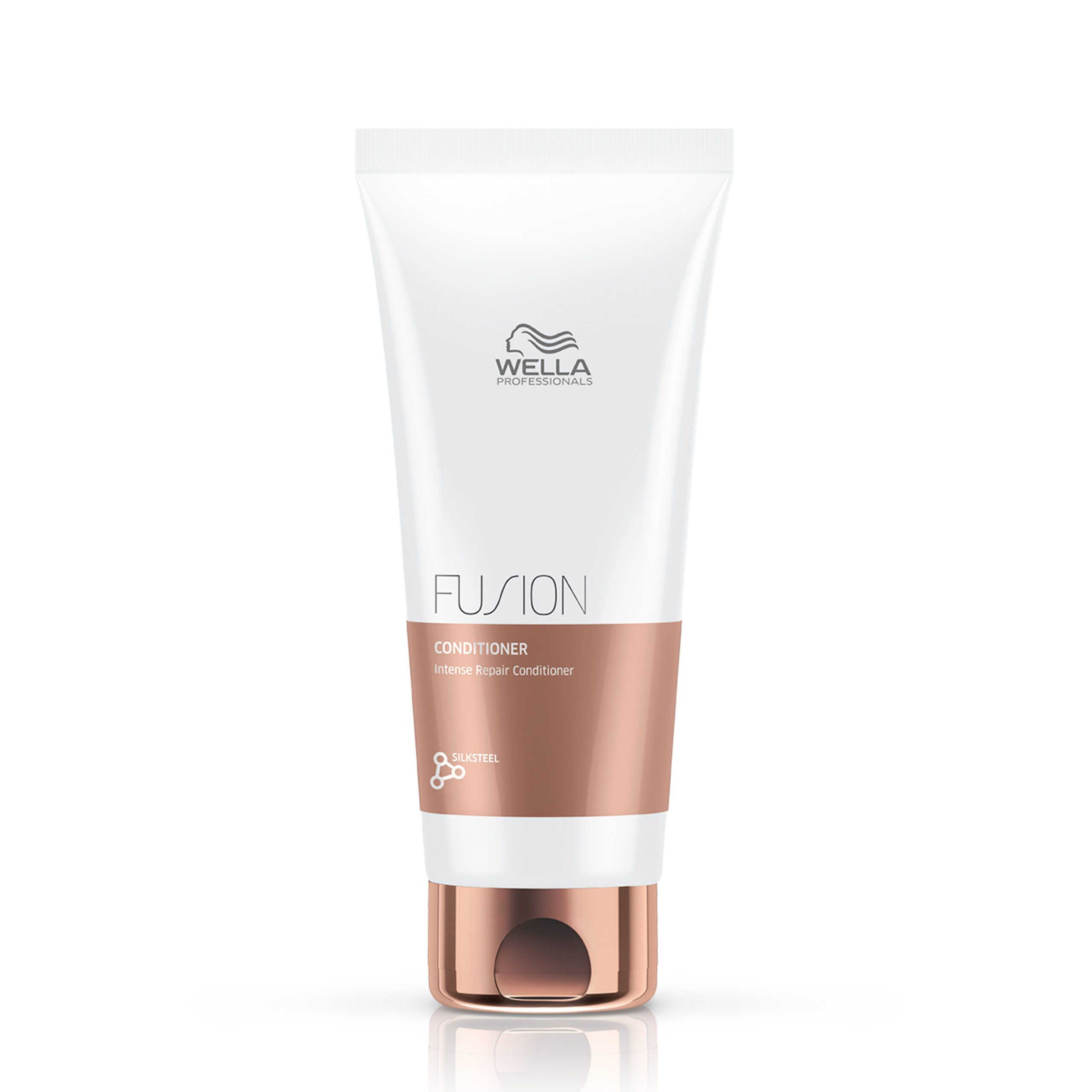 Weiße Tube mit kupferfarbenem Abschnitt. Wella-Logo und FUSION Conditioner-Etikett.