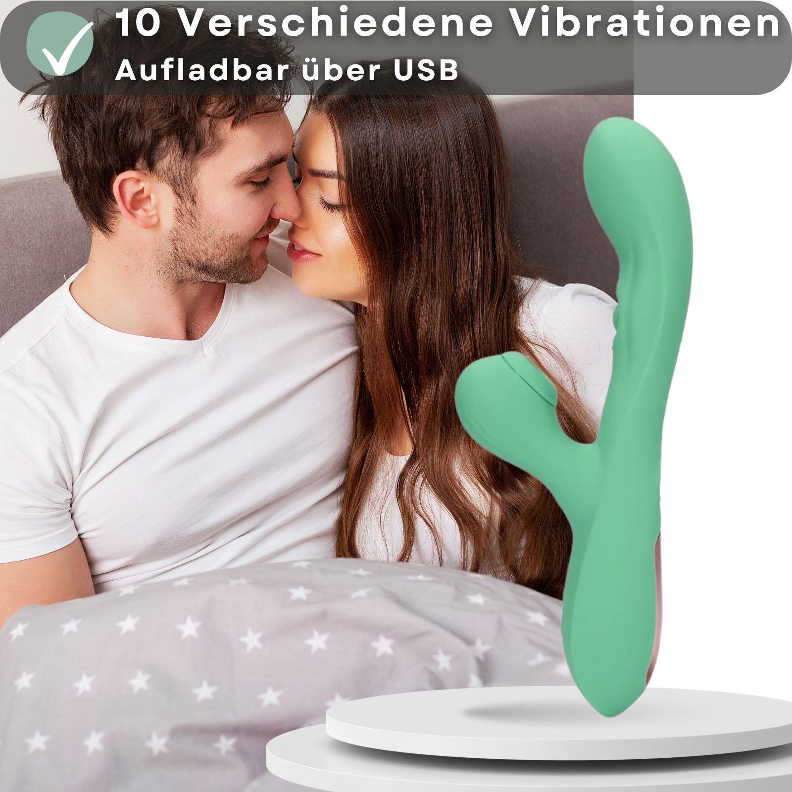 Grüner Vibrator. Text: 10 Vibrationen, USB-Aufladung. Paar im Bett.
