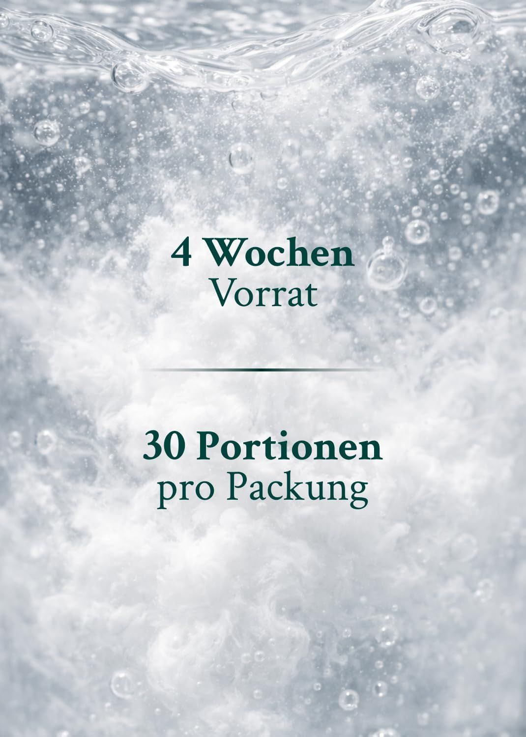 Kollagenpulver in einem Löffel, neutral im Geschmack und Geruch.