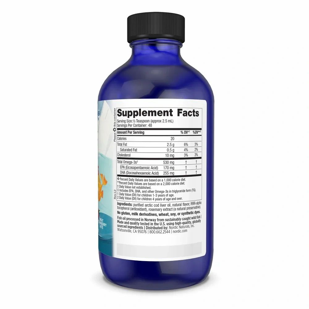 Rückseite einer blauen Flasche. Enthält Informationen zu Nährwertangaben und Inhaltsstoffen. Marke: Nordic Naturals.