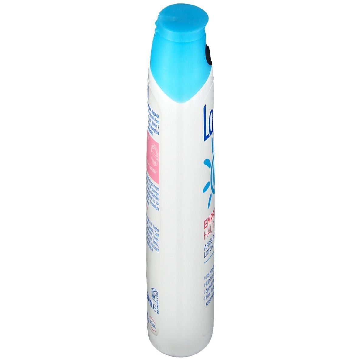 Weiße Flasche, blauem Deckel. Aufschrift: Ladival, Après Pflege Lotion. Seitliche Ansicht. Text und Logo sichtbar.