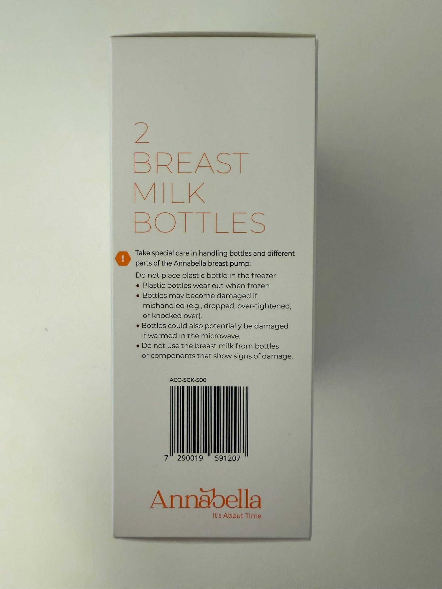 Rückseite der Verpackung. Text: "2 BREAST MILK BOTTLES". Warnhinweise und Barcode. Logo "Annabella".