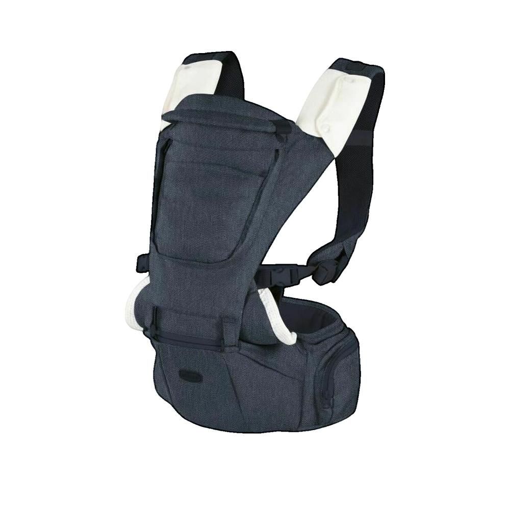 Dunkelblaue Hüftsitz-Tragehilfe mit weißem Einsatz an den Schultergurten. Seitliche Ansicht.