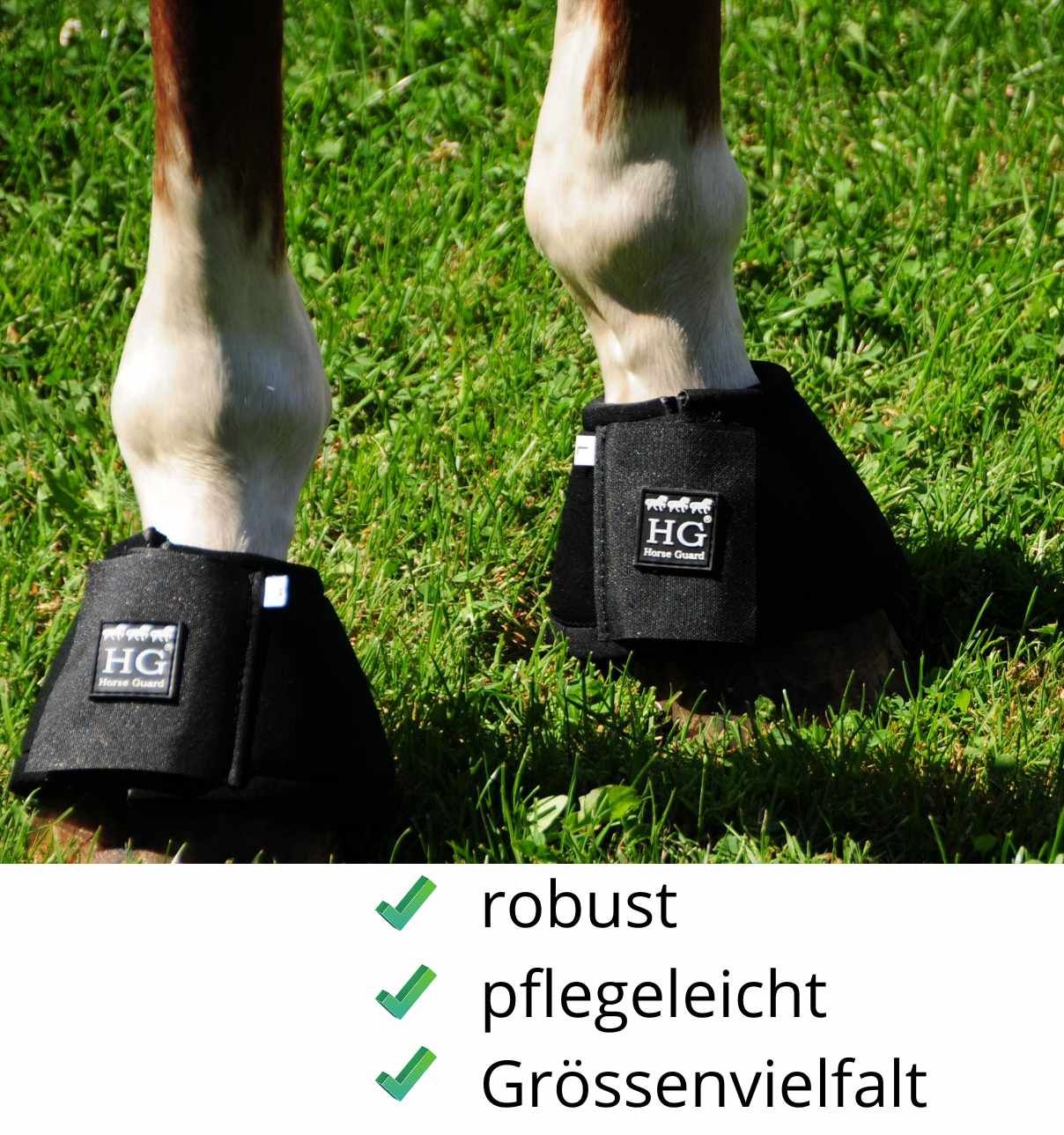 Pferdebeine mit schwarzen Sprungglocken. Logo "HG Horse Guard" sichtbar. Text: robust, pflegeleicht, Grössenvielfalt.