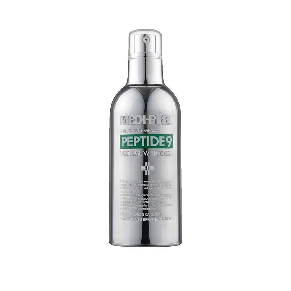 Silberne Flasche mit Sprühkopf. Aufschrift: MEDI-PEEL, PEPTIDE 9, Volume White Cica. Grüner Schriftzug.