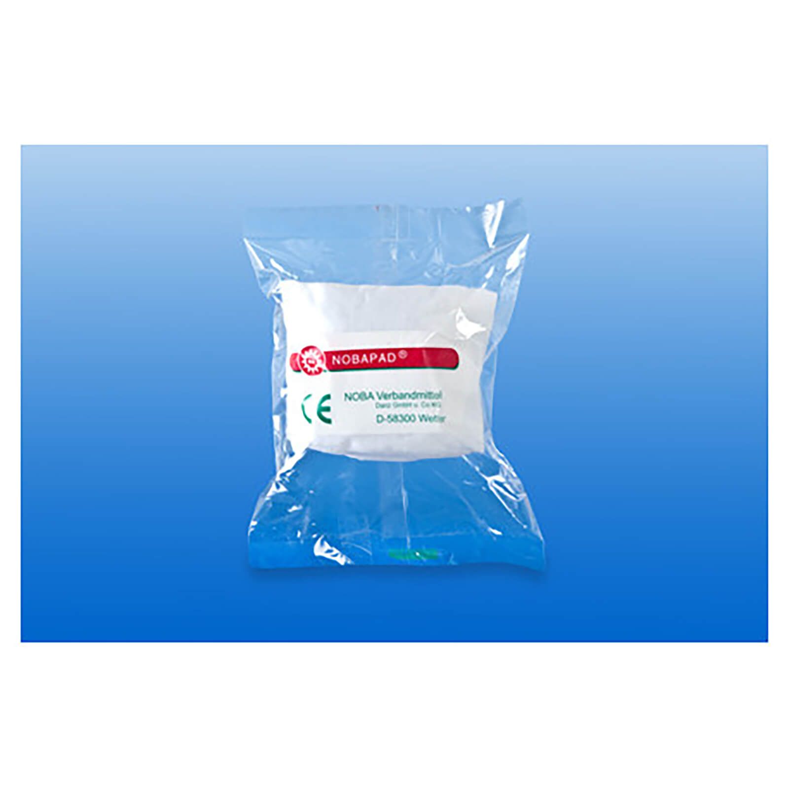 NOBA Nobapad® in Folie verpackt. Weiße Polsterbinde mit rotem Etikett. CE-Zeichen.