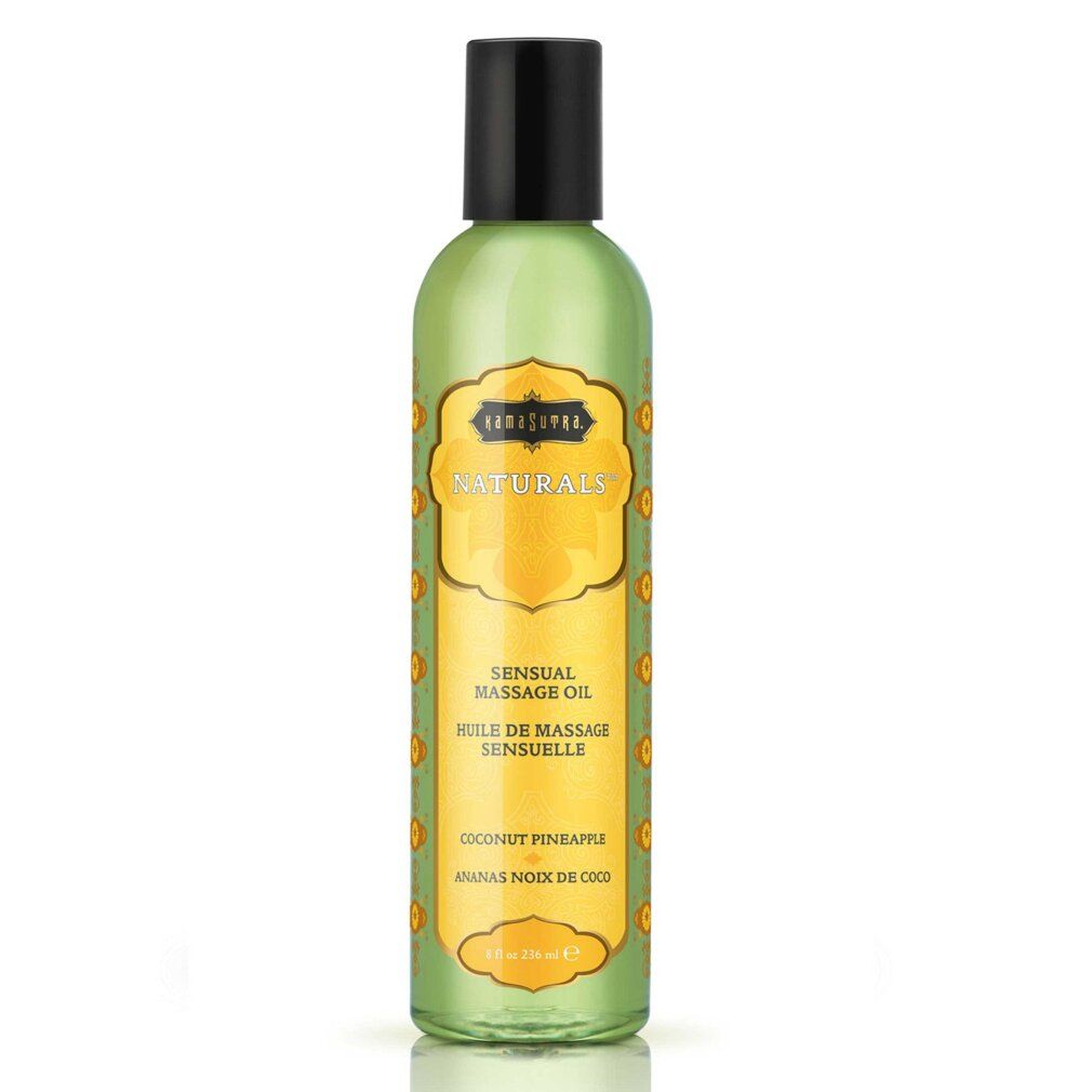 Grüne Flasche mit schwarzem Deckel. Etikett mit Schriftzug Kamasutra Naturals, Sensual Massage Oil, Kokosnuss Ananas.