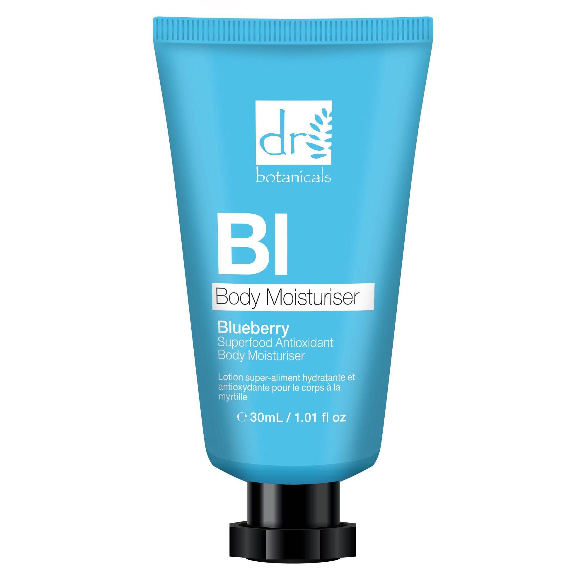Blaue Tube mit schwarzem Verschluss. Aufschrift: BI Body Moisturiser, Blueberry Superfood Antioxidant Body Moisturiser.