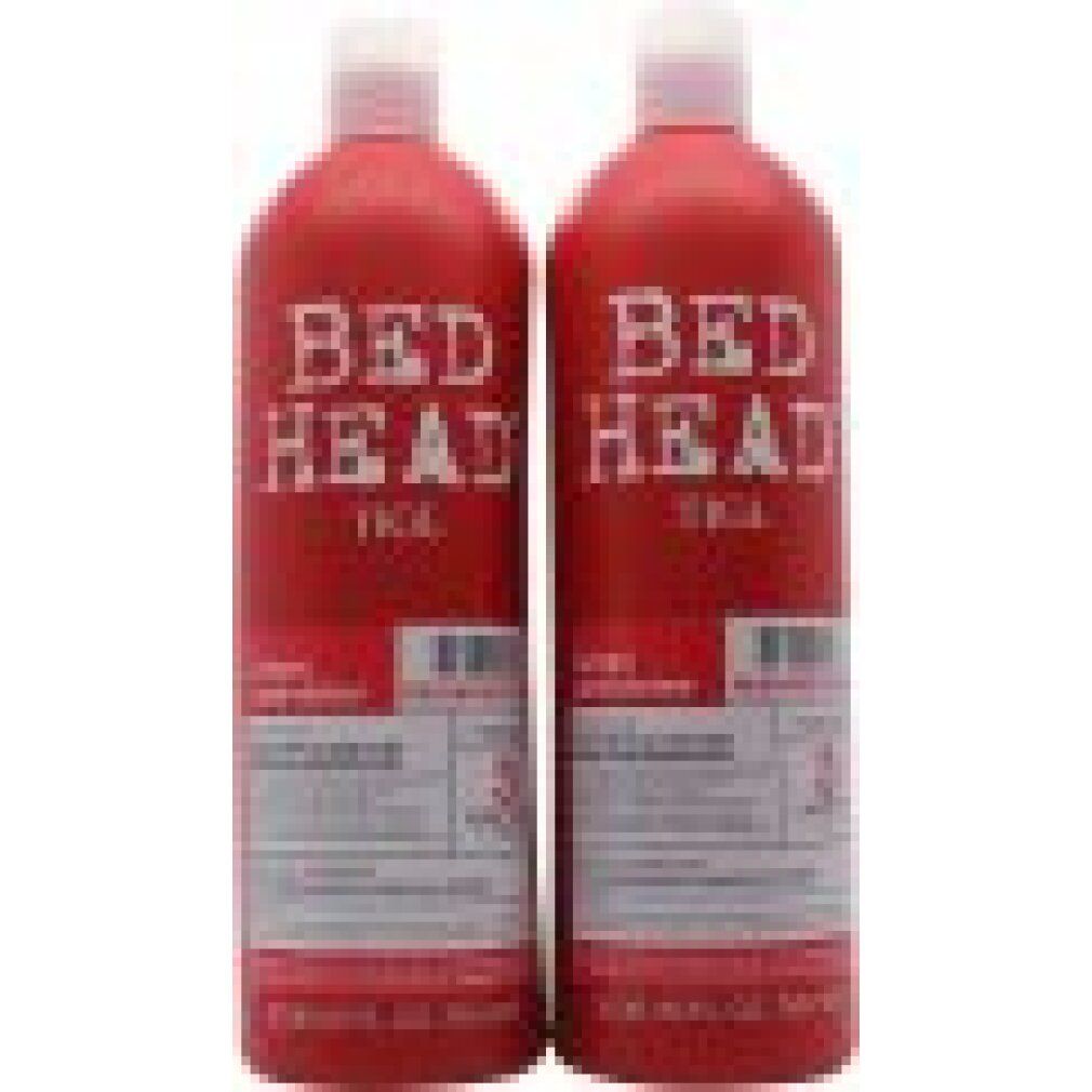 Zwei rote Flaschen mit weißem Deckel. Aufschrift: BED HEAD TIGI. Etiketten mit Barcode.