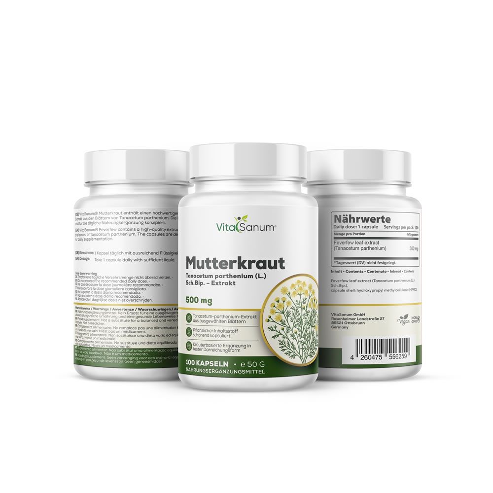 Drei weiße Kapsel-Dosen mit grünen Etiketten. Aufschrift: Mutterkraut, 500 mg, VitaSanum Logo. Abbildung von Blüten.