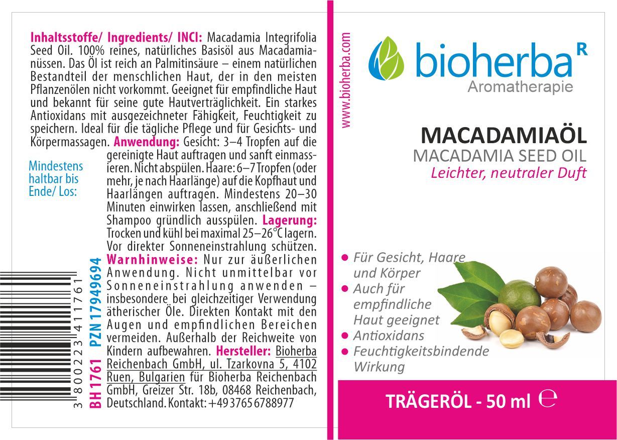 Etikett mit Produktname, Logo und Illustration von Macadamianüssen. Text: Macadamiaöl, Macadamia Seed Oil, Leichter, neutraler Duft. Text: Trägeröl - 50 ml.