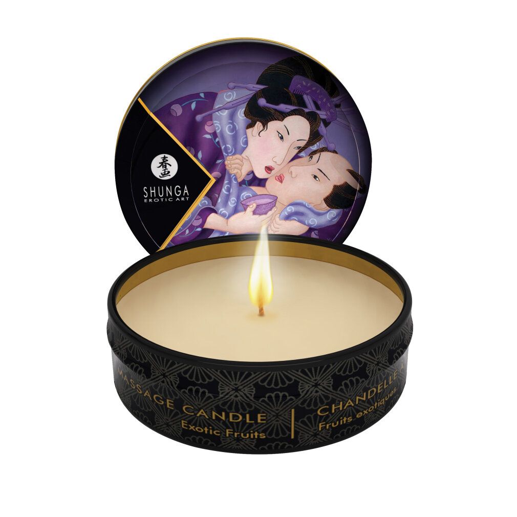 Shunga Massagekerze Libido/Exotic Fruits in schwarzer Dose, mit brennender Flamme. Deckel zeigt erotische Kunst.