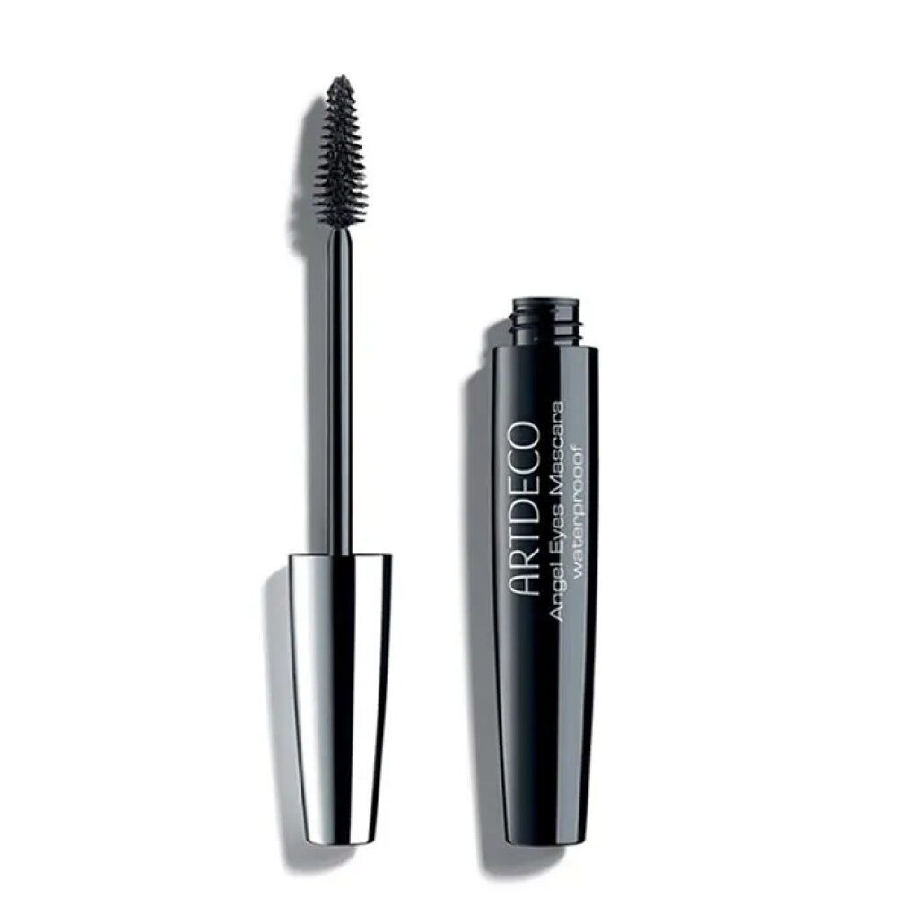 Schwarze Mascara-Tube und Bürste. Aufschrift: ARTDECO Angel Eyes Mascara waterproof. Auf weißem Hintergrund.
