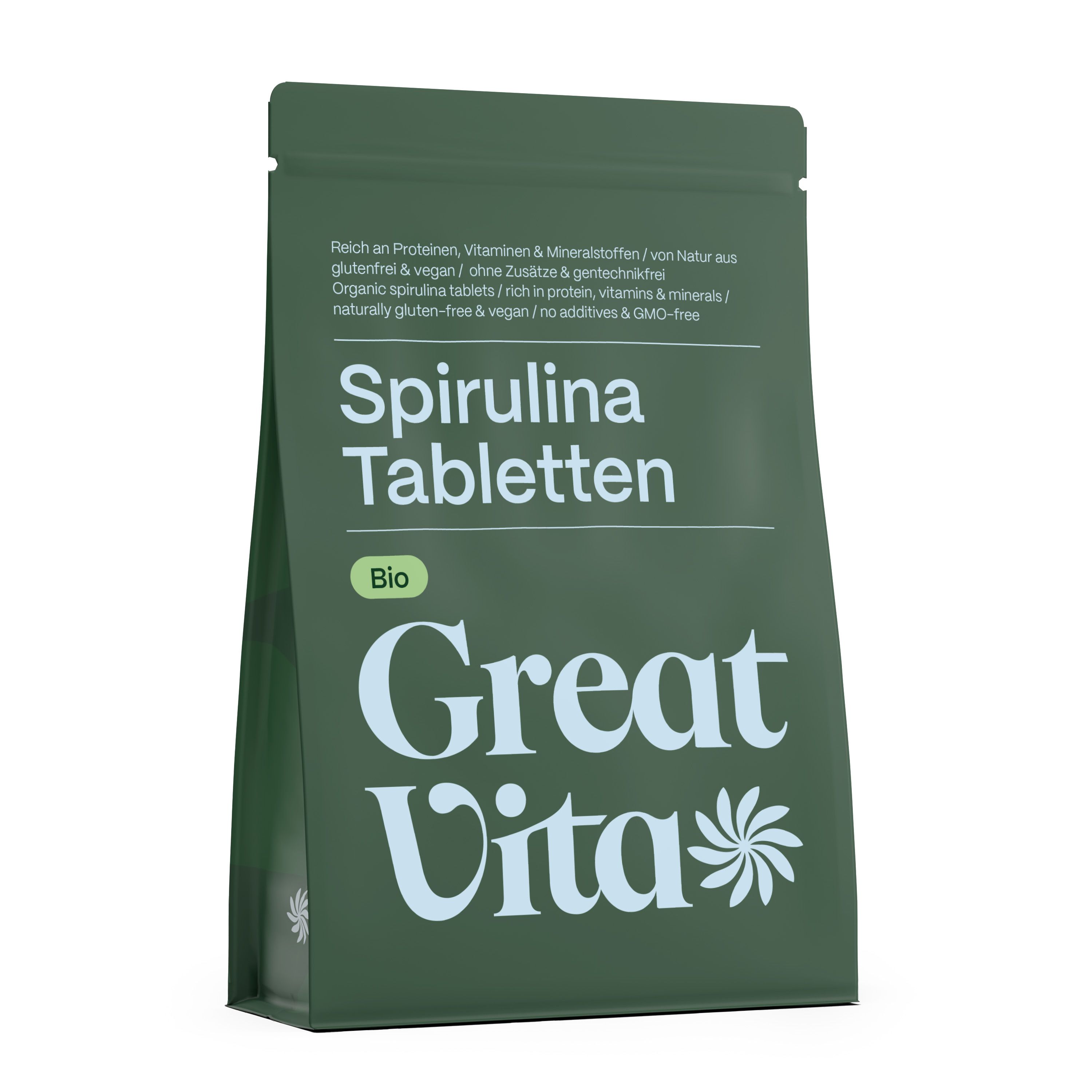 Grüne Verpackung mit Produktnamen: Spirulina Tabletten Bio. Marke: Great Vita. Text: Reich an Proteinen, Vitaminen & Mineralstoffen, glutenfrei, vegan.
