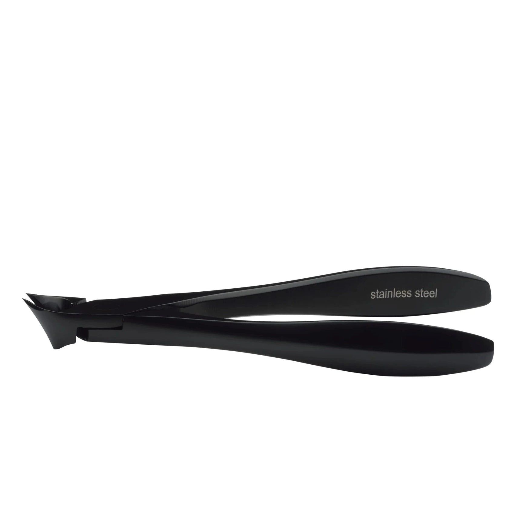 Schwarzer Nagelknipser. Aufschrift: Stainless steel. Gebogene Form.