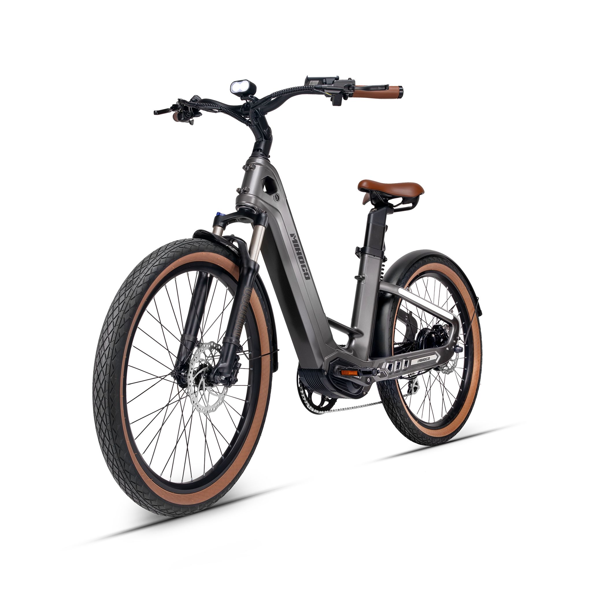 Graues E-Bike mit braunen Reifen und Sattel. Schwarzer Lenker, silberne Schutzbleche. MIHOGO AIR MAX.