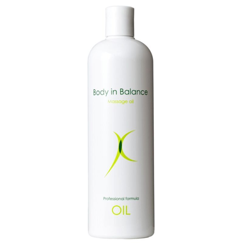 Weiße Flasche mit grünem Etikett. Text: Body in Balance Massage Oil, Professional formula OIL. Grünes Logo.