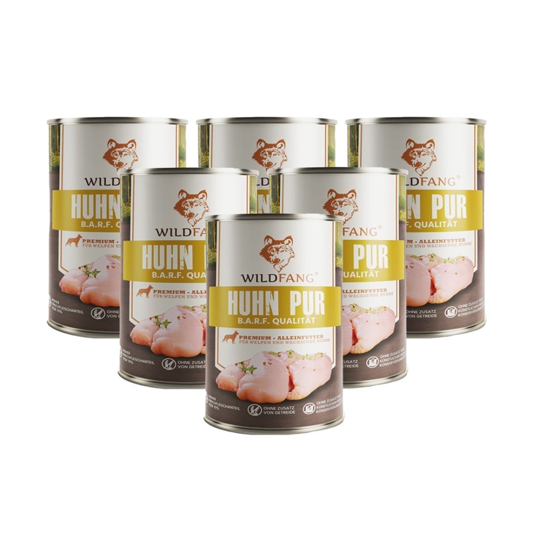 Sechs Dosen Wildfang Hühnchen Pur. Aufschrift: Hühn Pur, B.A.R.F. Qualität. Premium Alleinfutter. Dose mit braunem Deckel.