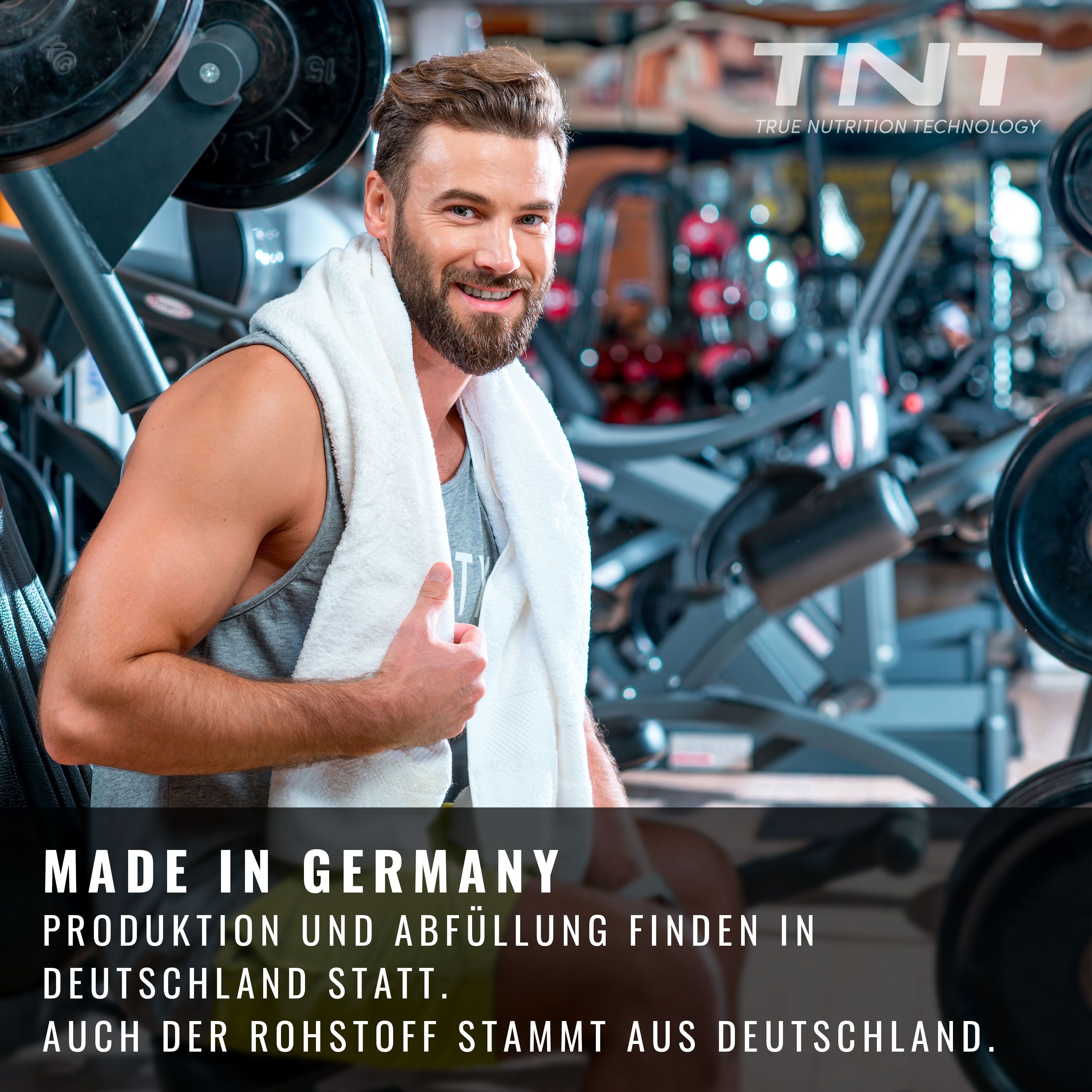 Mann im Fitnessstudio mit Handtuch. Text: Made in Germany. Produktion und Abfüllung in Deutschland. Rohstoff aus Deutschland.
