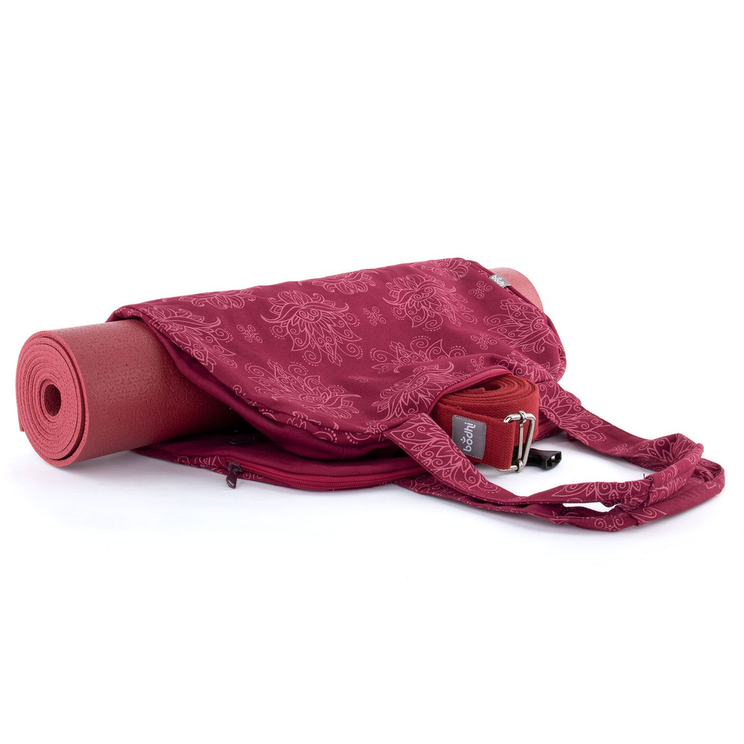 Beerenfarbene Yoga-Tasche mit Lotus-Muster. Yogamatte und roter Gurt. Reißverschluss-Tasche.