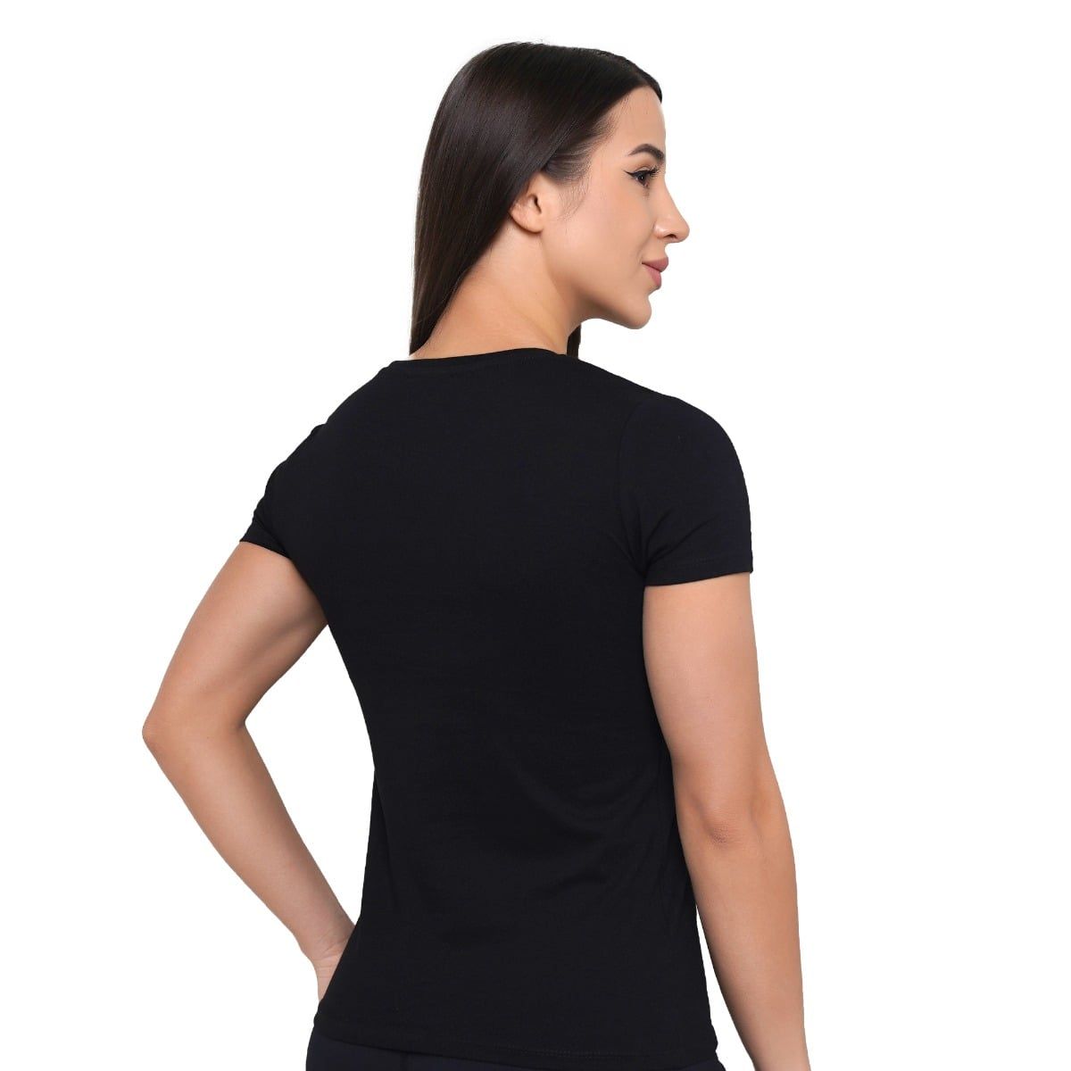 Rückansicht eines schwarzen T-Shirts mit GymBeam-Logo und Schriftzug.