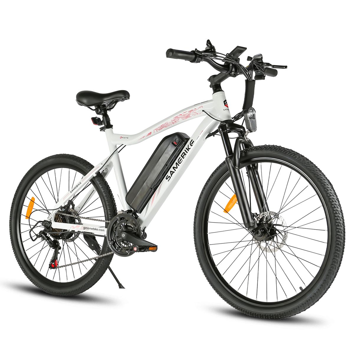 Weißes SAMEBIKE SY26-II E-Bike. Schwarze Reifen, Sattel und Details. Shimano 21-Gang-Schaltung. Akku am Rahmen.