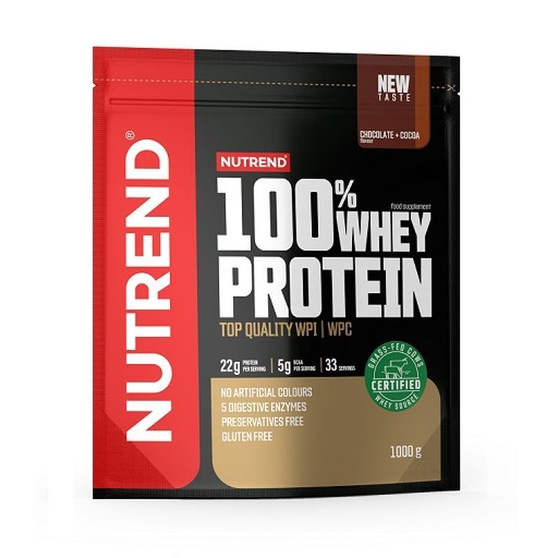 Beutel mit Nutrend 100% Whey Protein. Schwarzer Hintergrund, roter Streifen. Text: 100% Whey Protein, Top Quality WPI | WPC, 1000g.