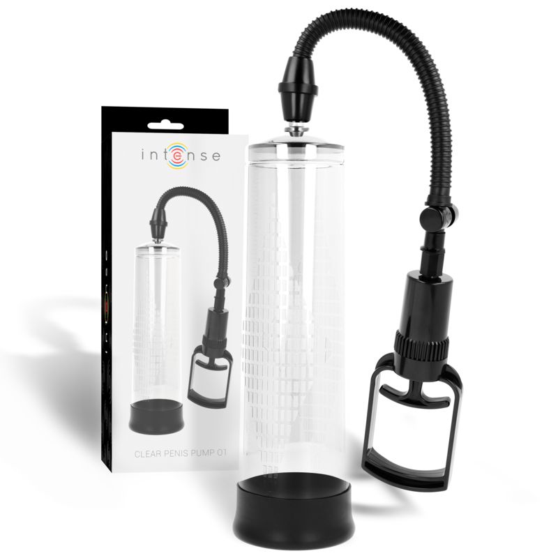 Transparente Pumpe mit schwarzem Griff und Schlauch, in Verpackung. Aufschrift: Intense, Clear Penis Pump 01.