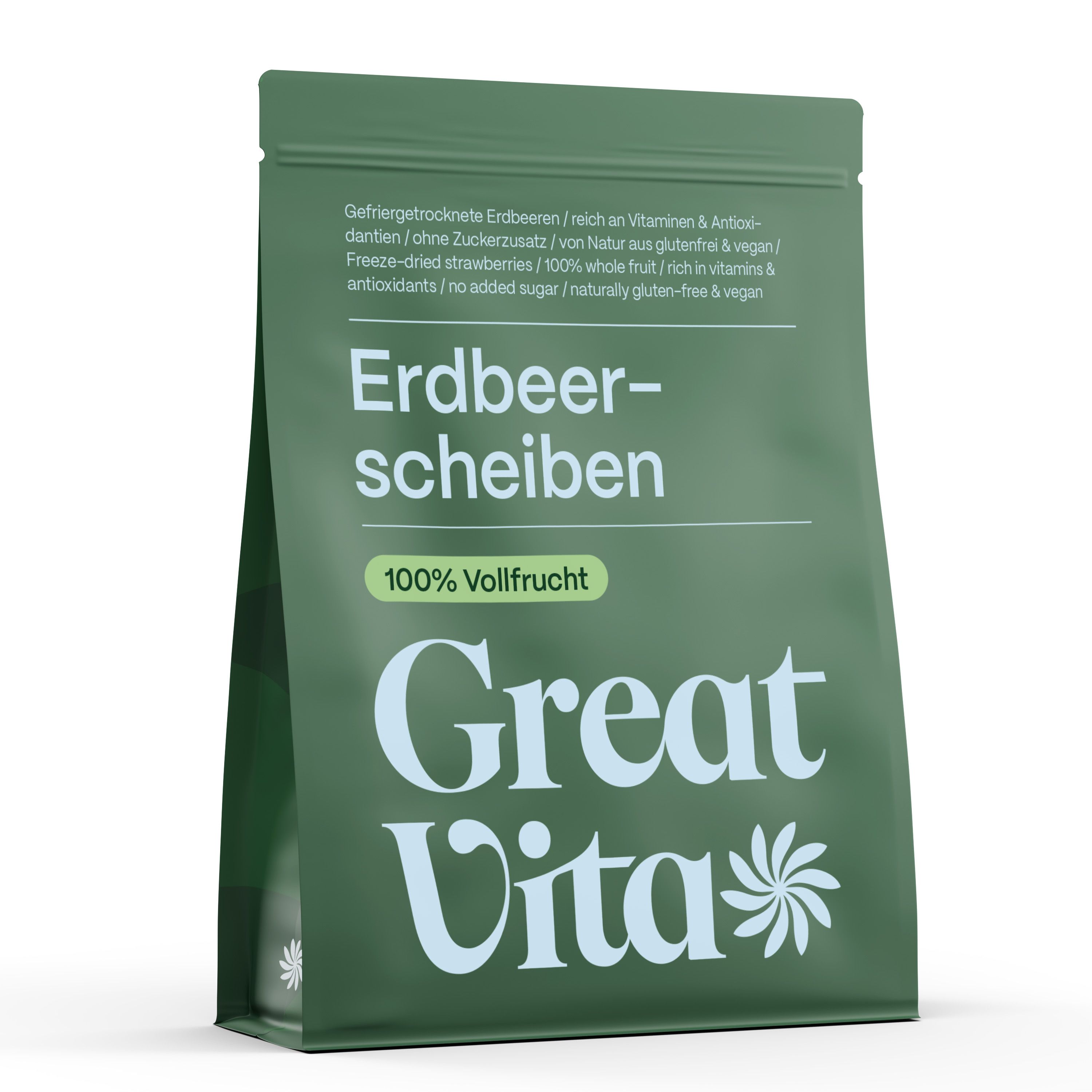 Grüne Tüte mit Erdbeerscheiben, 100% Vollfrucht. Großer Schriftzug Great Vita, darunter Erdbeerscheiben. Text: gefriergetrocknet.