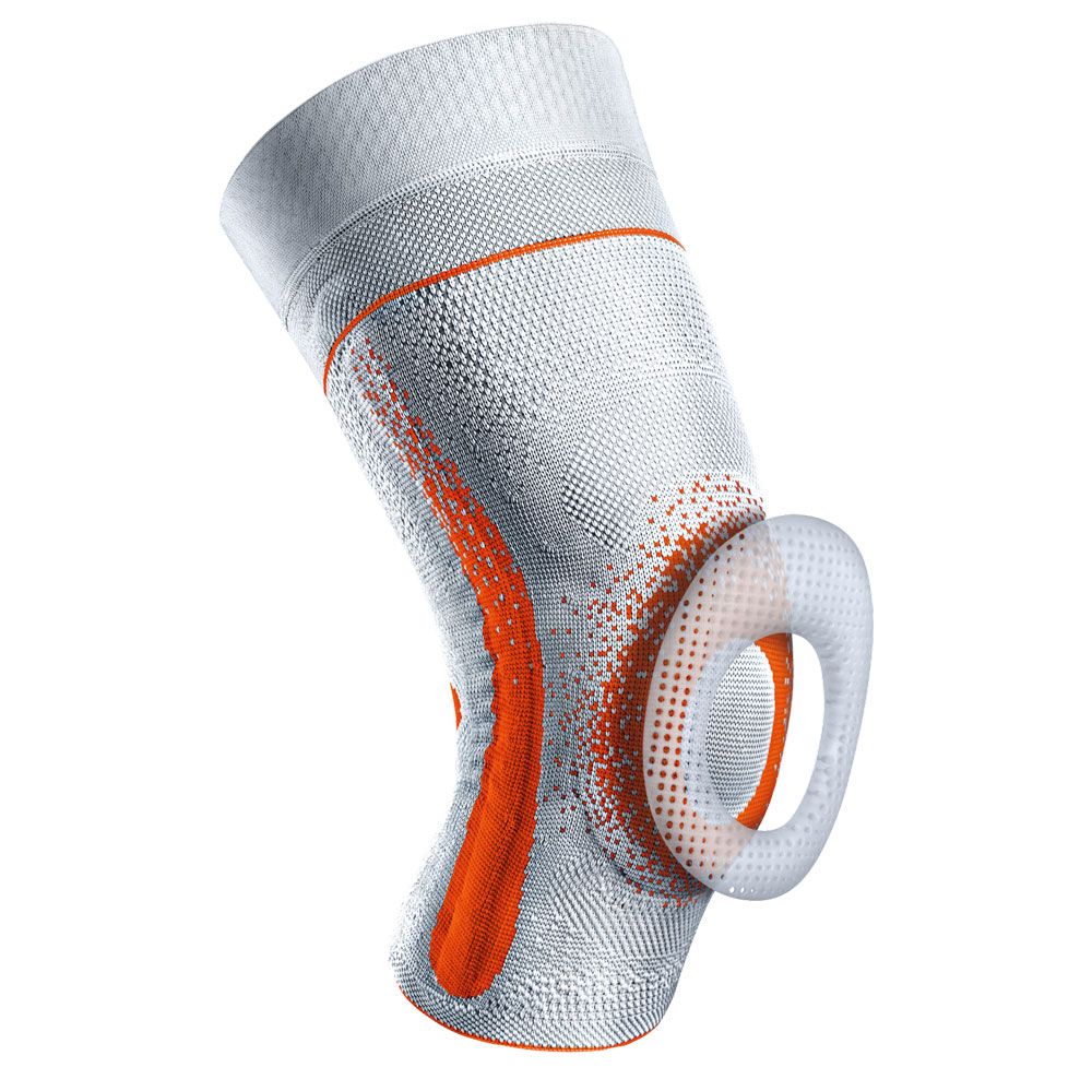 Kniebandage, grau-orange. Anatomische Form, atmungsaktives Material. Verstärkte Bereiche, offene Kniekehle. Transparenter Ring.