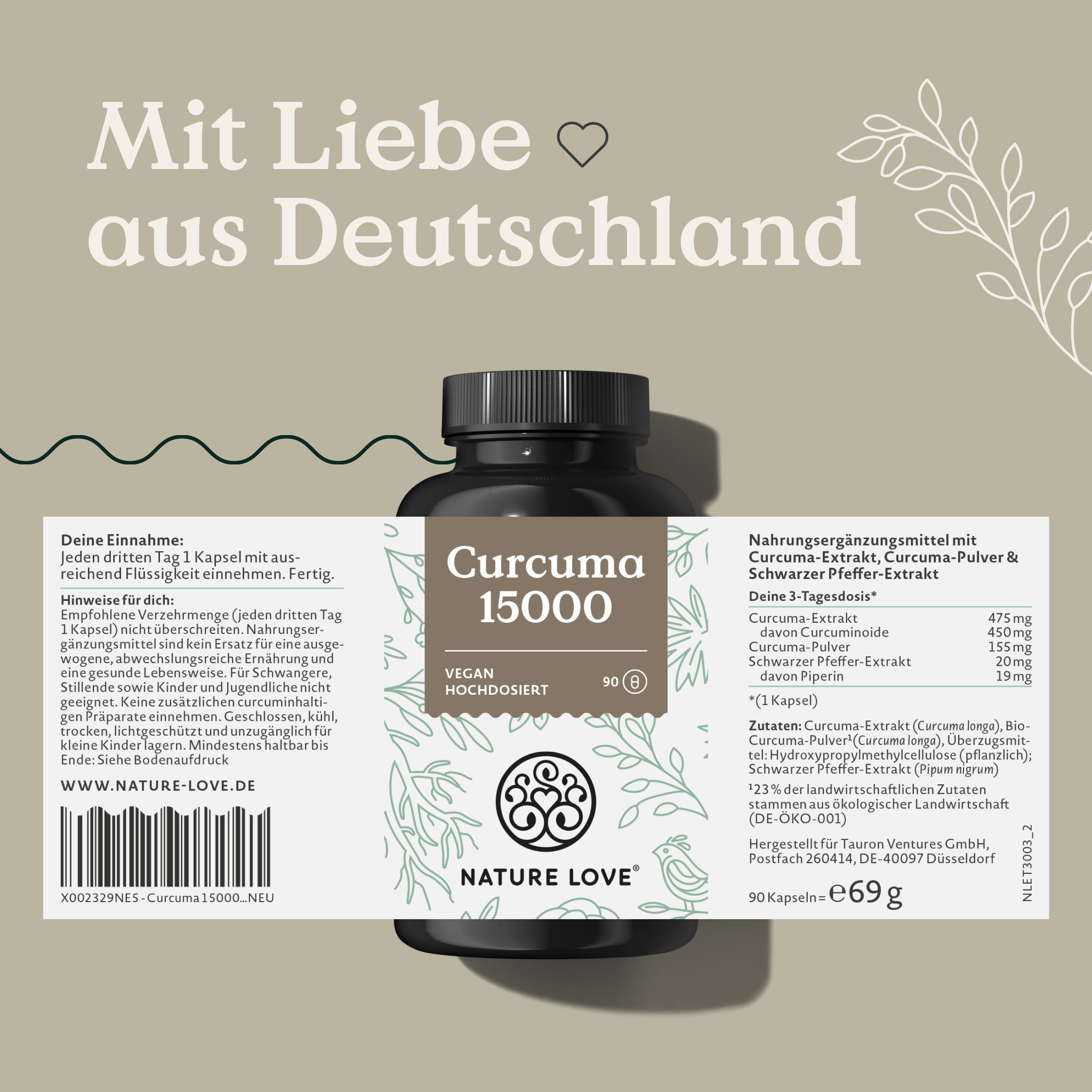 Produktflasche mit Etikett. Text: "Curcuma 15000", Inhaltsstoffe, Nährwertangaben, Barcode. Logo "NATURE LOVE®". Text: "Mit Liebe aus Deutschland".