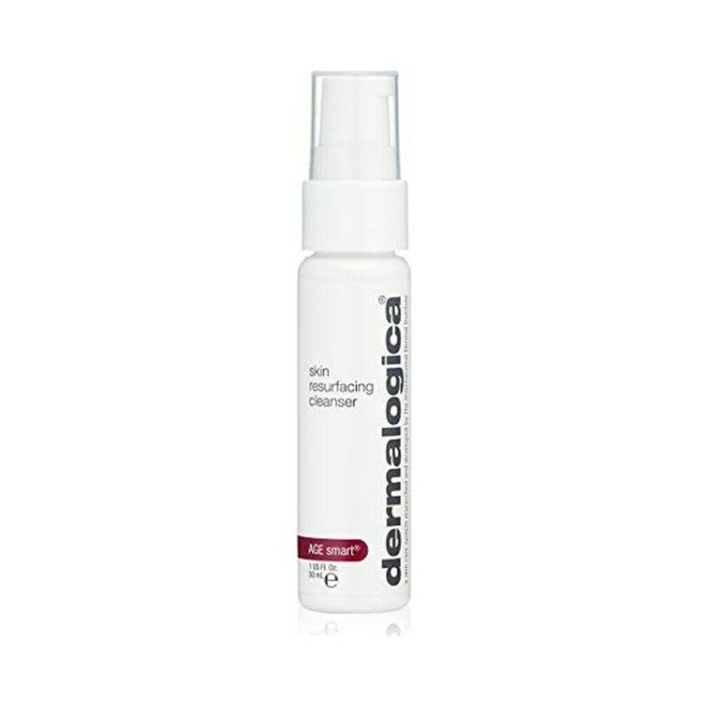 Kleine weisse Flasche mit Pumpe. Aufschrift: Dermalogica, skin resurfacing cleanser. Roter Streifen mit AGE smart.