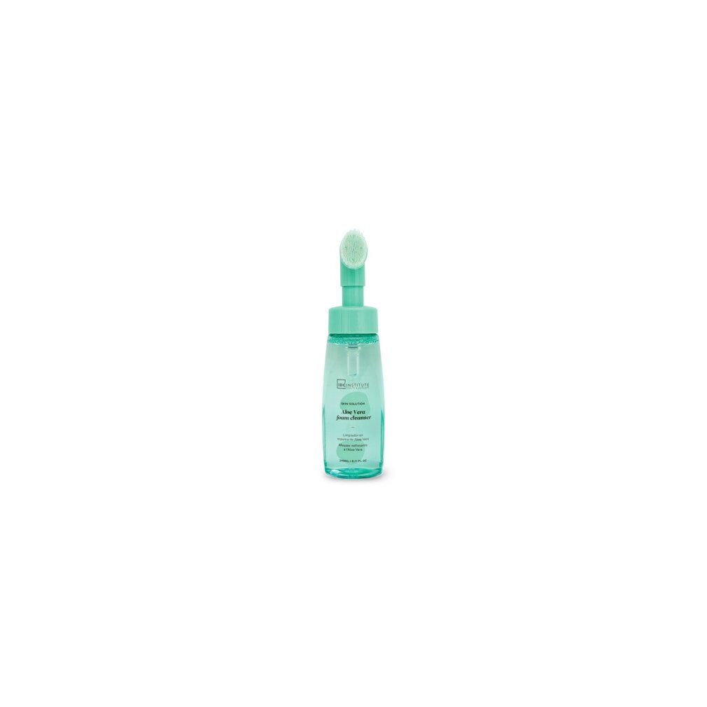 Aloe Vera Reinigungsschaum in einer durchsichtigen Flasche mit grünem Pumpspender und Bürstenapplikator.