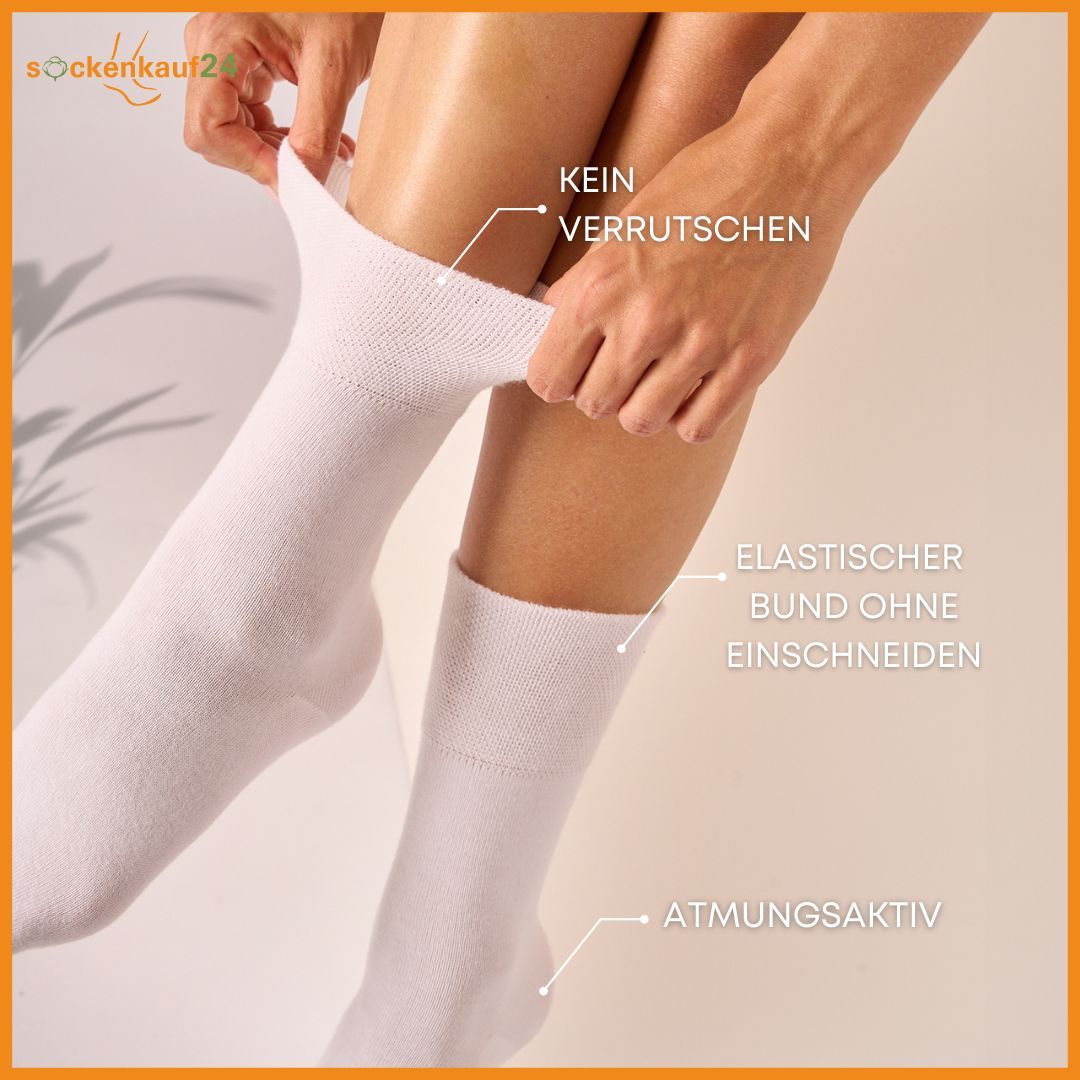Weiße Socken, Komfortbund, ohne Naht, atmungsaktiv. Text: Kein Verrutschen, Elastischer Bund ohne Einschneiden.