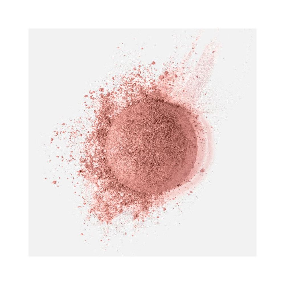 Runder, rosafarbener Puder mit Puderstaub. Auf weißem Hintergrund.